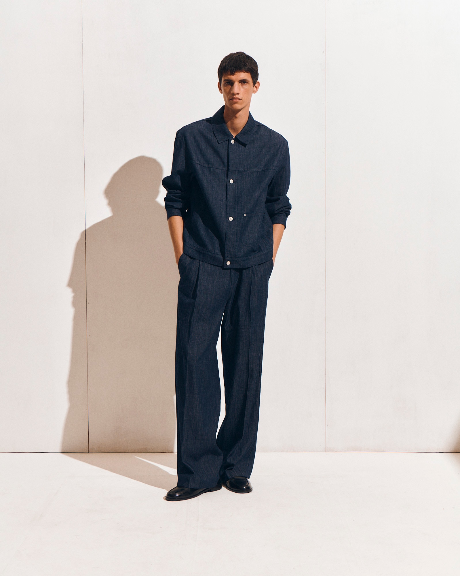 デニムシャツジャケット